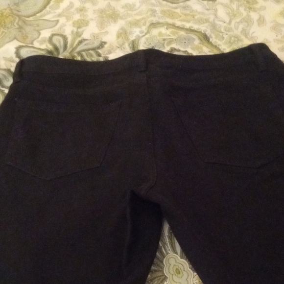 Banana Republic Women's Black Dress Pants with Ankle Zipper Accents Pre-owned - Picture 5 of 16